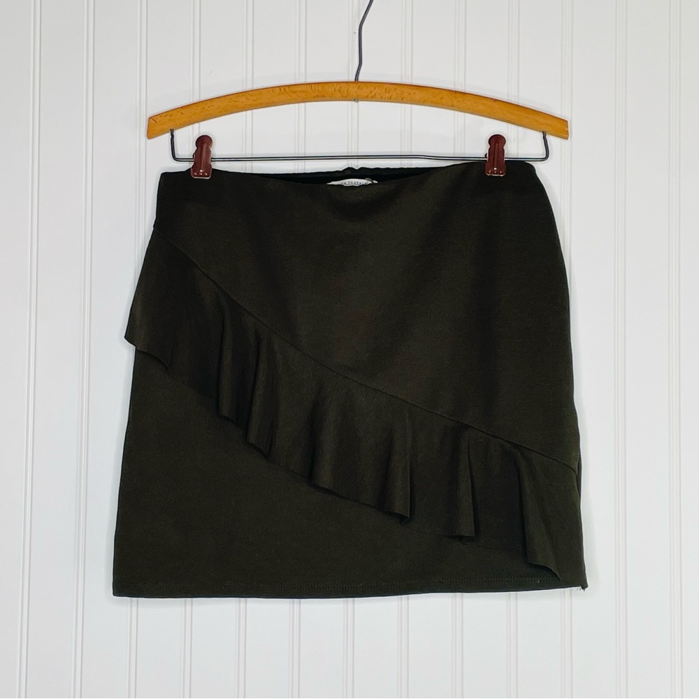 ZARA Trafaluc Ruffle Mini Skirt - Picture 2 of 7